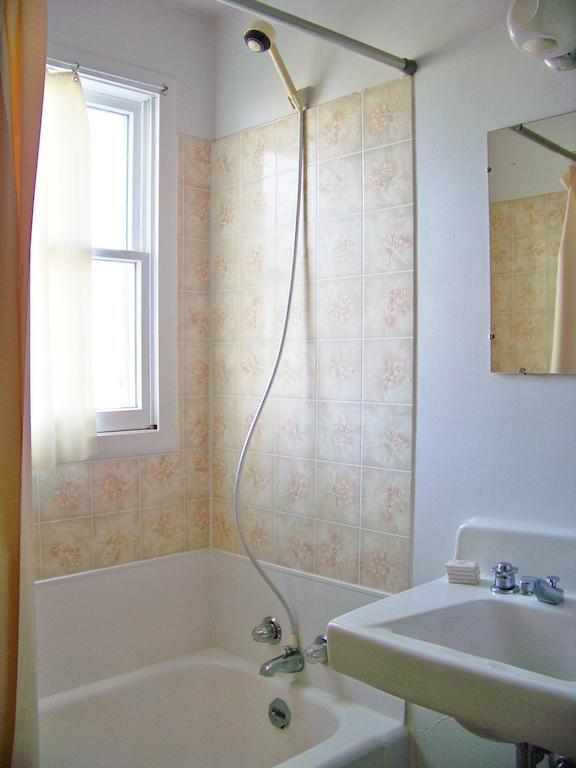 Bell'S Motor Lodge Motel - Спирфиш Номер фото